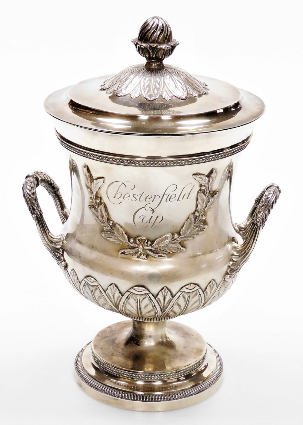 A George III silver twin handled trophy and cover, engraved Goodwood, verso Chesterfield Cup, the li - Image 2 of 4
