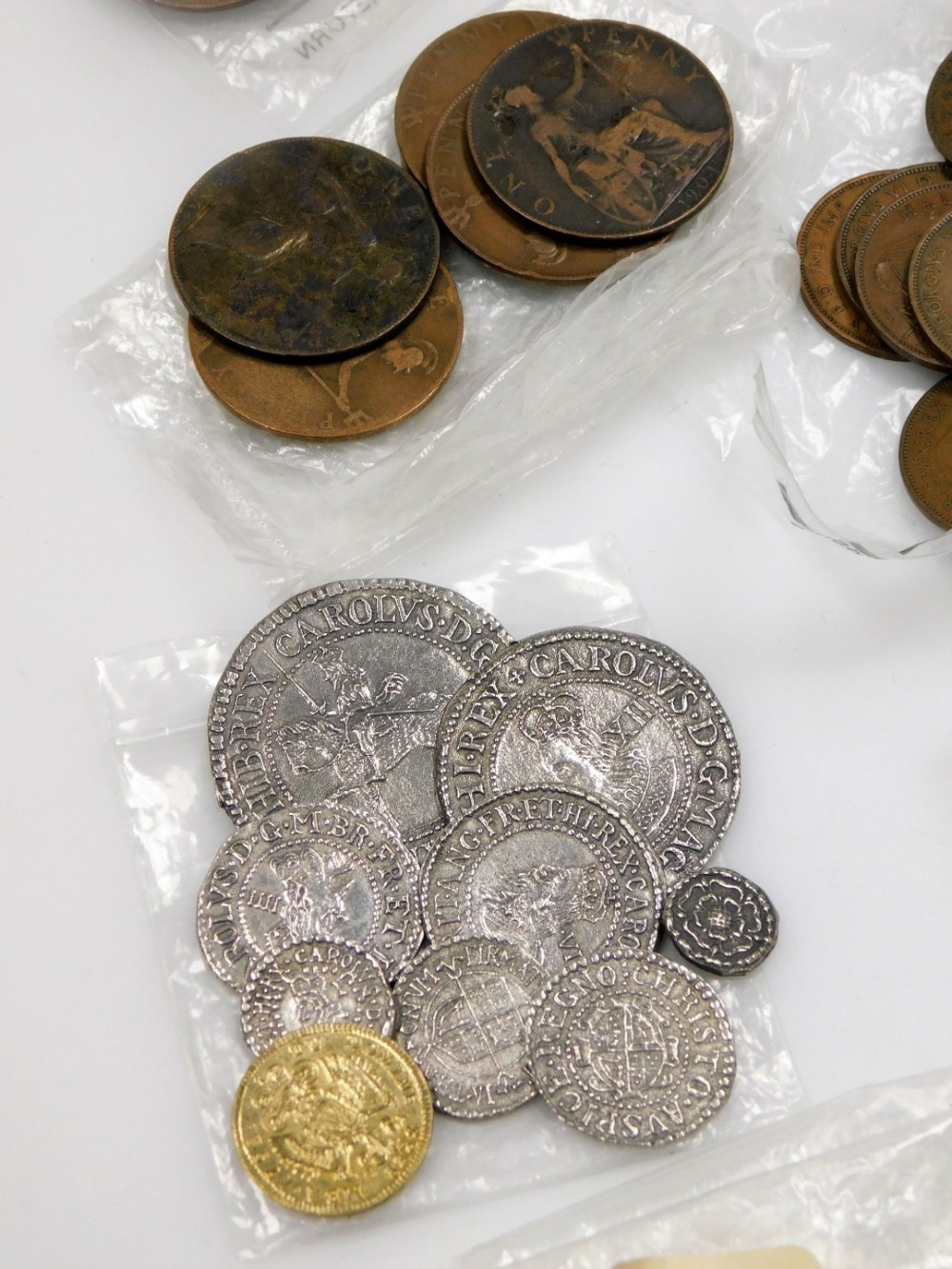 General coinage, to include museum replicas, foreign coins, British cupronickel, half pennies, etc. - Image 2 of 4