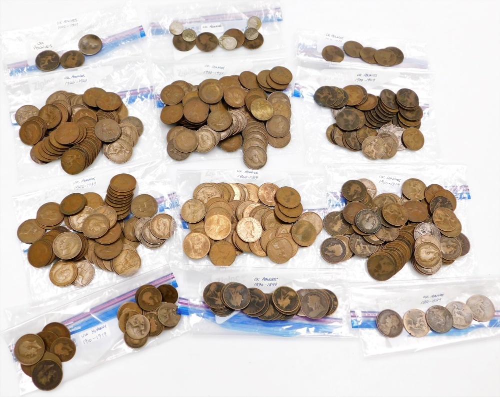 British copper pennies, from Queen Victoria onwards. (a quantity)