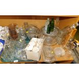 Various glassware, to include decanter, 30cm high, green glass bottles, 13cm high, butter dish, cand