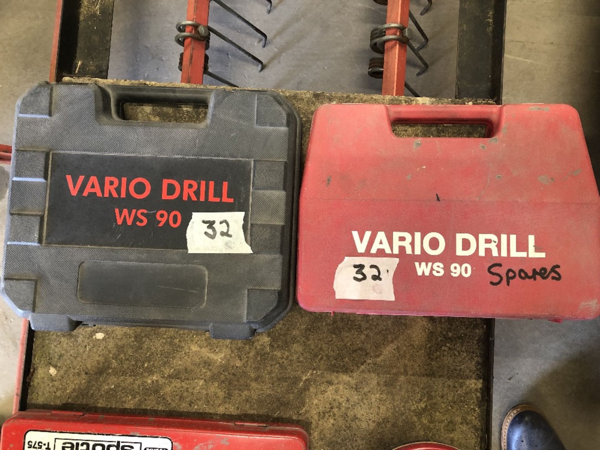 A Vario spot weld drill and spares. - Image 2 of 2