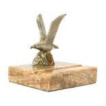 An onyx and silver plated pen stand, with applied silver plated eagle, with a gold coloured crest, u