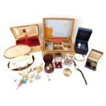 A group of costume jewellery, comprising Avia ladies wristwatch, Accurist ladies wristwatch, silver