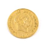 A George III gold half guinea coin dated 1817, 3.9g.