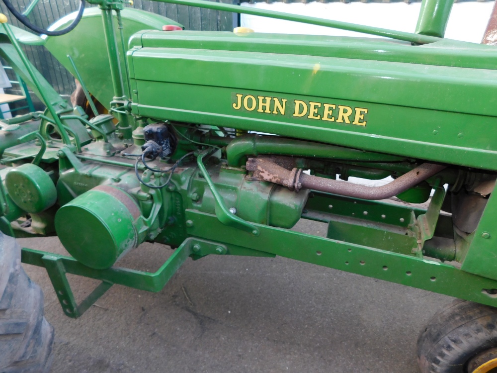 A 1941 John Deere Agricultural Tractor, registration JE 6347, diesel, first registered 31/12/1941, V - Image 2 of 7