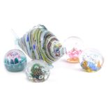 Various glassware, a Murano style glass fish in mottled decoration, 15cm high, various paper weights