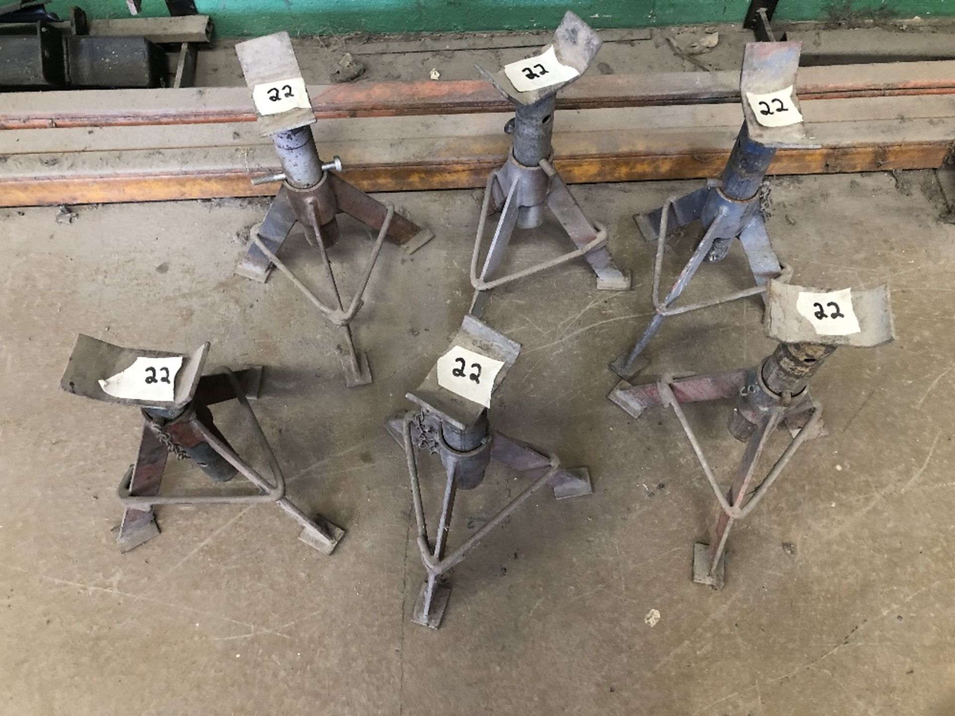 Six axle stands.