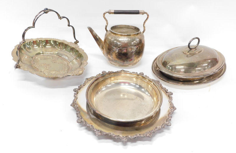 Various silver plated ware, entree dish of oval form with liner, 28cm wide, shallow dish with shell