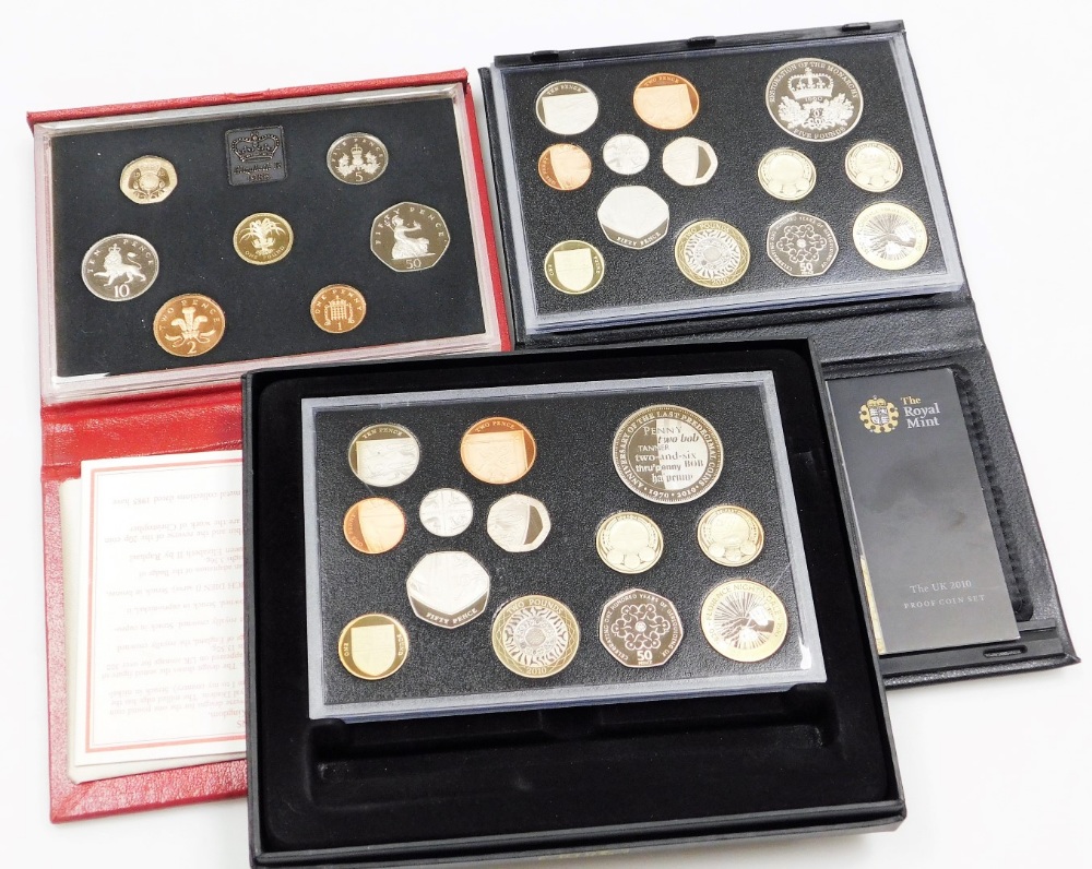 A 2012 United Kingdom proof coin set, 2010 British proof coin collection set, and other annual coin - Bild 4 aus 4