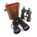 A pair of military binoculars, bino prism, number 5 MK4 X7, number 67149, together with a pair of Li