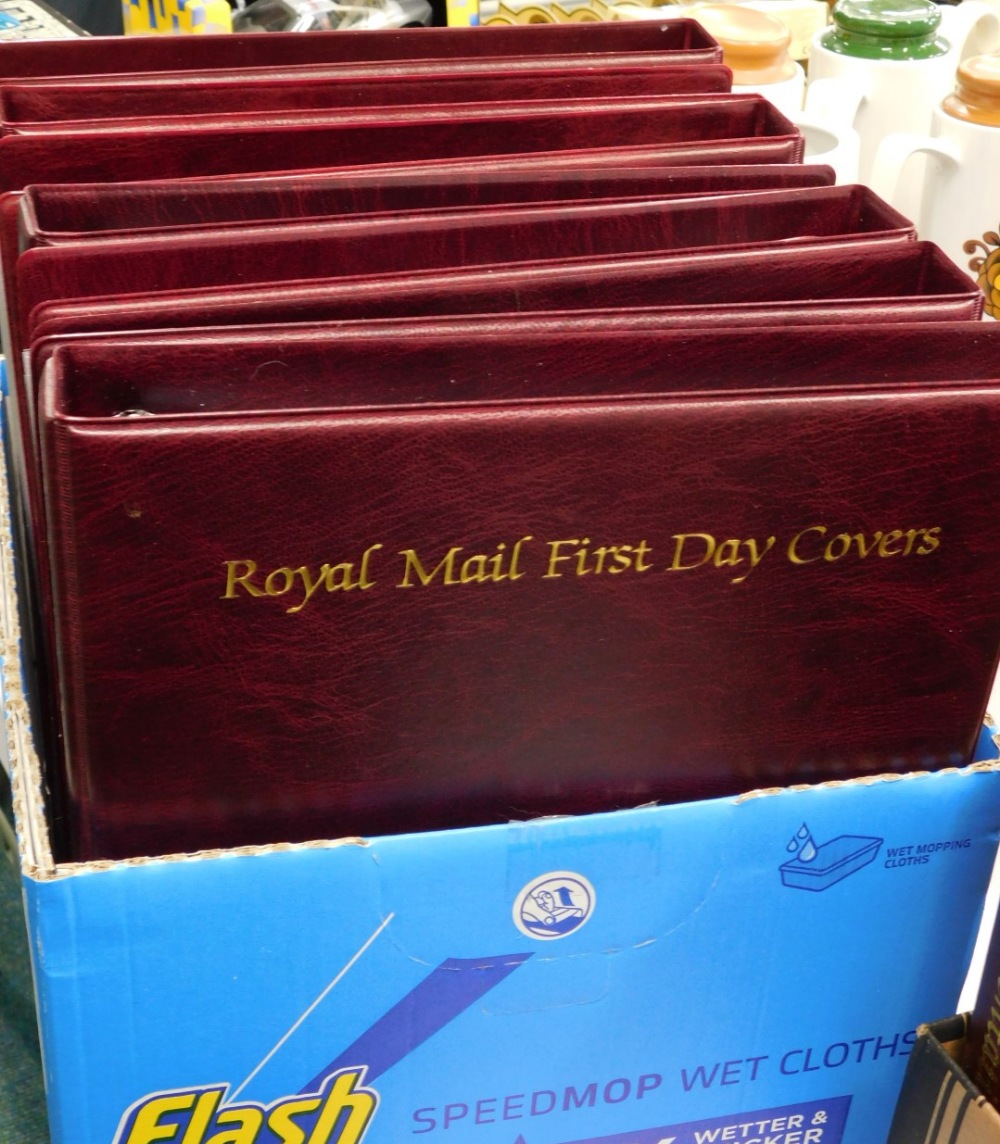 Various albums of first day covers. (7)