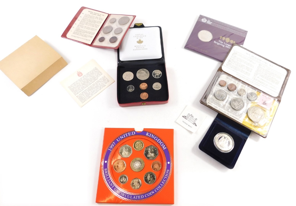 Various coin sets, 1997 United Kingdom uncirculated coin collection set, New Zealand coin issues, Th