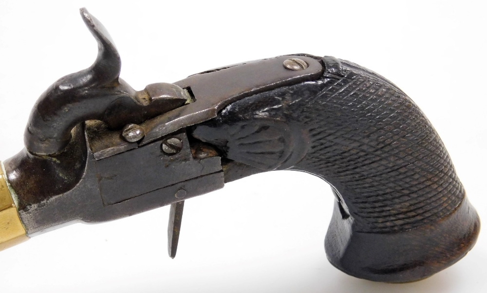A 19thC travelling pistol, with percussion box lock, brass bell mouth, and brass patch pocket with h - Bild 2 aus 3