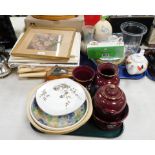 Pictures, prints, a mixing bowl, egg clock, etc. (a quantity)