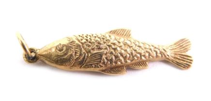 A 9ct gold fish charm, 3cm long, 3.2g.