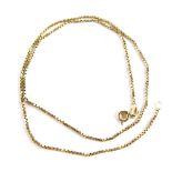 A 9ct gold necklace, 39cm long, 2.7g.