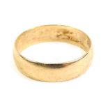 A 9ct gold wedding band, size P, 2.4g.