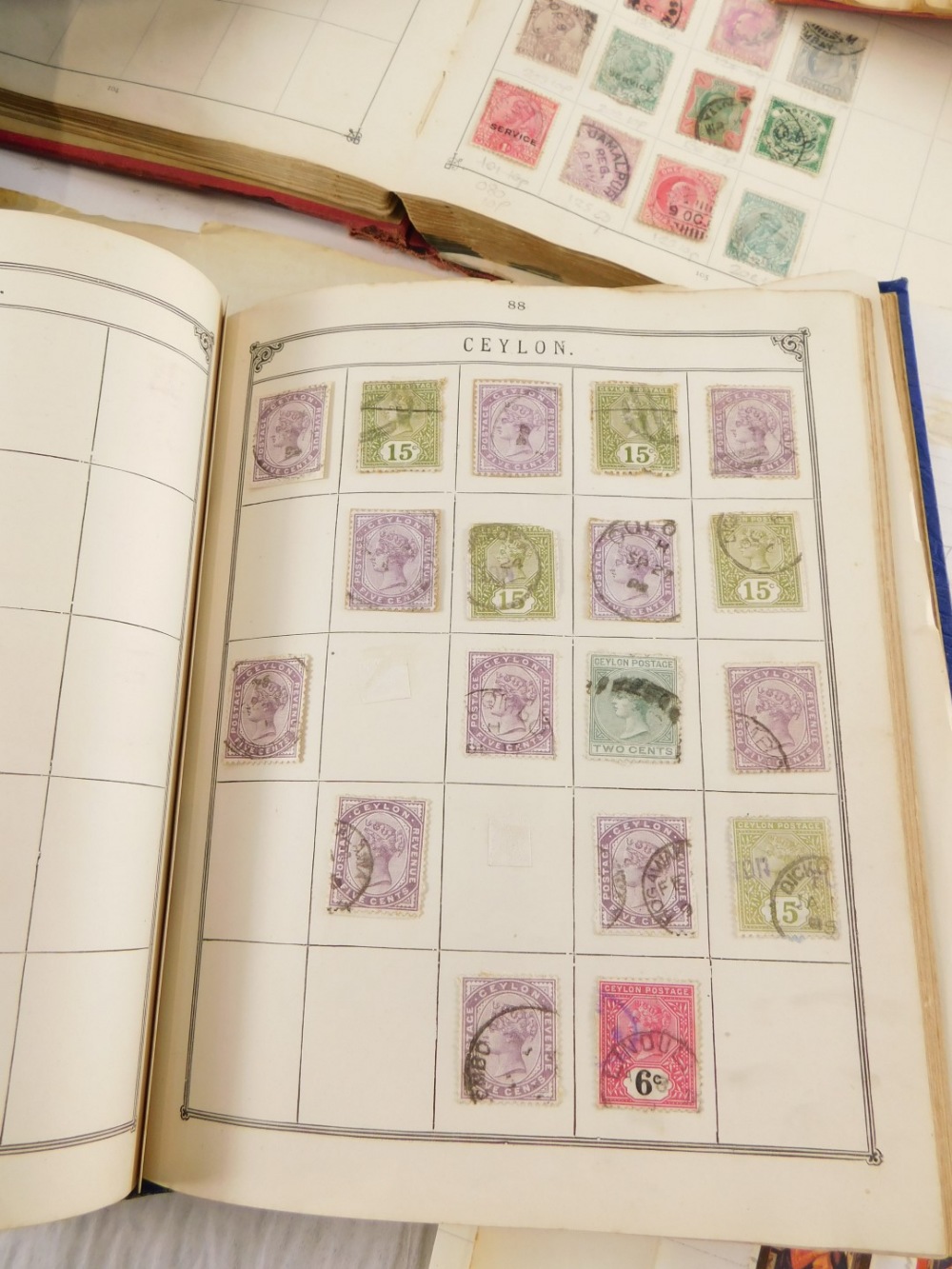 Various stamps, a Lincoln stamp album containing various early 20thC and later world used, Italy, Po - Image 3 of 4