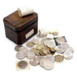 Various decimal and predecimal coinage, to include crowns, £2 coins, etc, contained in an oak caddy.