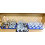 Various glassware, to include cut glass brandy balloons, liqueur glasses, wine glasses, crackle glas