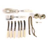 An early 20thC silver plated fish serving set, by Walker & Hall, with plain mother of pearl handles