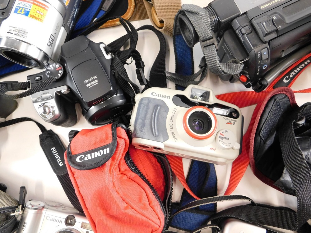 Various cameras and associated equipment, cased, Logik case containing Ilford Sportsman camera with - Bild 4 aus 4