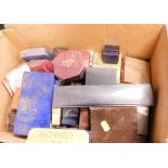 Various vacant jewellery boxes, a large quantity. (1 box)