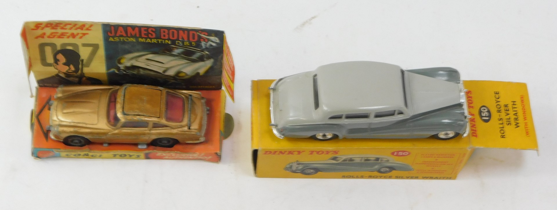 Dinky Toys cars, Dinky and Corgi Toys cars, comprising Dinky 150 Rolls Royce Silver Wraith, and Corg - Bild 2 aus 2