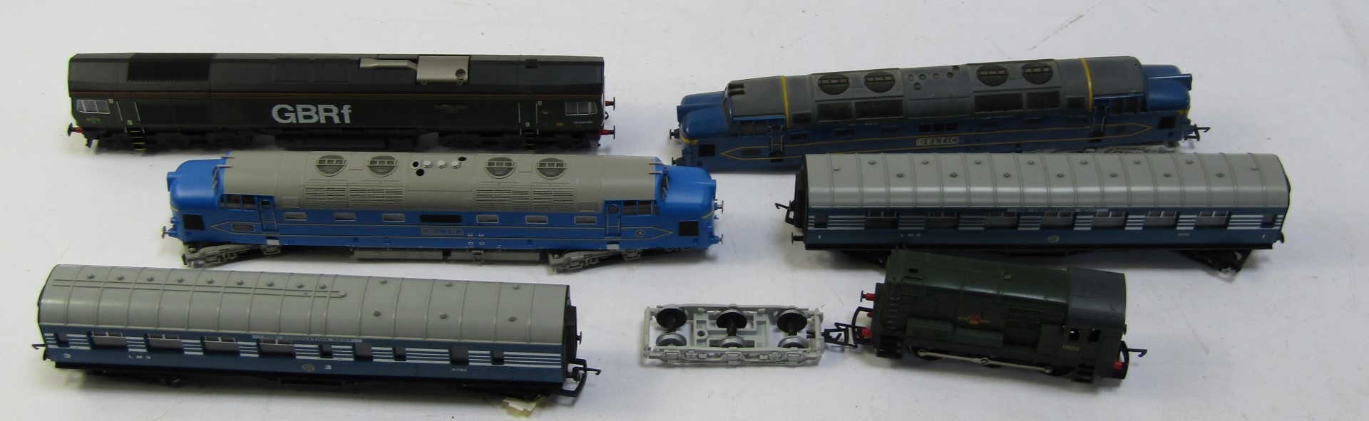 Hornby and other OO gauge railway, comprising Hornby Evening Star, Kitmaster Deltic, Kitbuilt Britis - Bild 2 aus 2