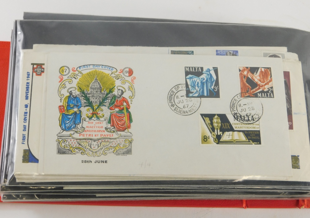 Various Lincoln related first day covers, Lincoln City FC, Dambusters etc. (a quantity) - Bild 6 aus 7