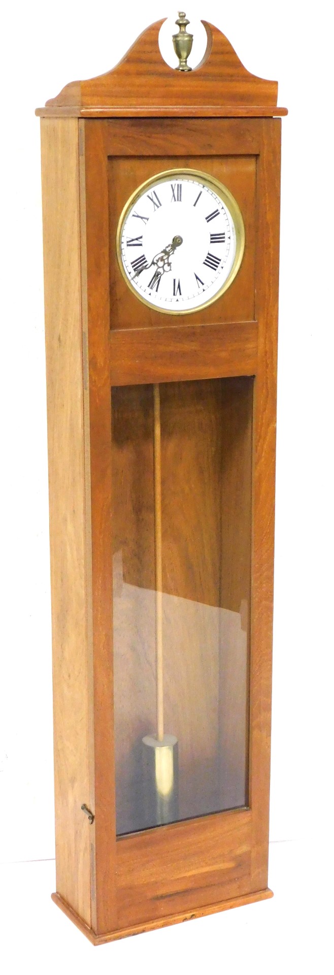 An electric wall clock, the dial with painted Roman numerals, in a teak case, the glazed door enclos - Bild 2 aus 3