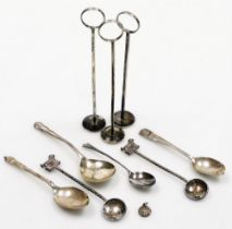 A group of small silver and white metal, to include a silver teaspoon, with rounded bowl and shaped
