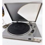 A Sony PS-P7X quartz record deck.