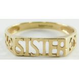 A 9ct gold sister ring, of pierced overall design, 1.2g.