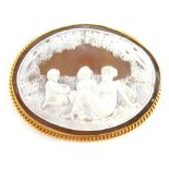 An oval cameo brooch, in 9ct gold mount, with plain pin back, 5cm wide.