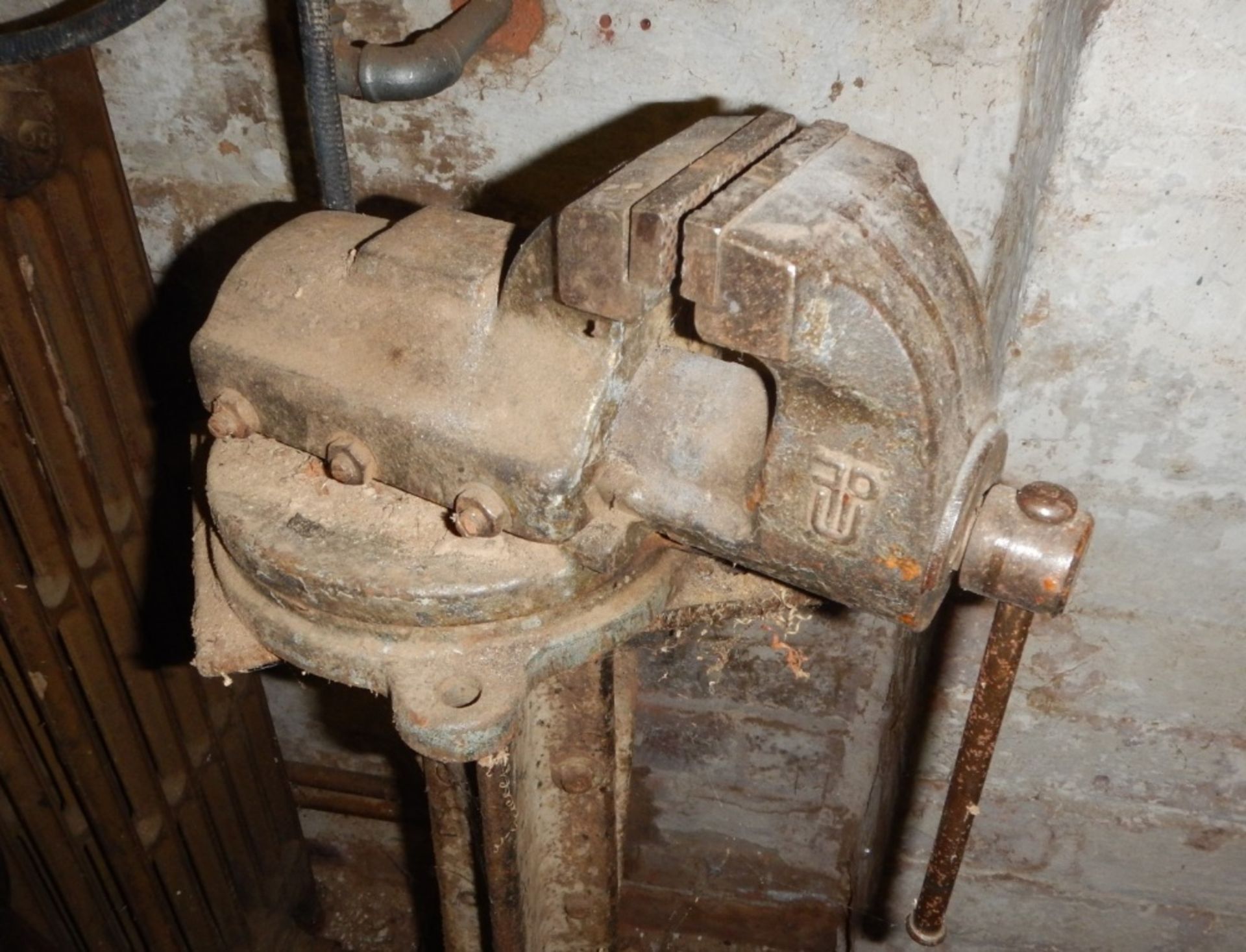 A engineer's vice on iron framed stand. - Image 2 of 2