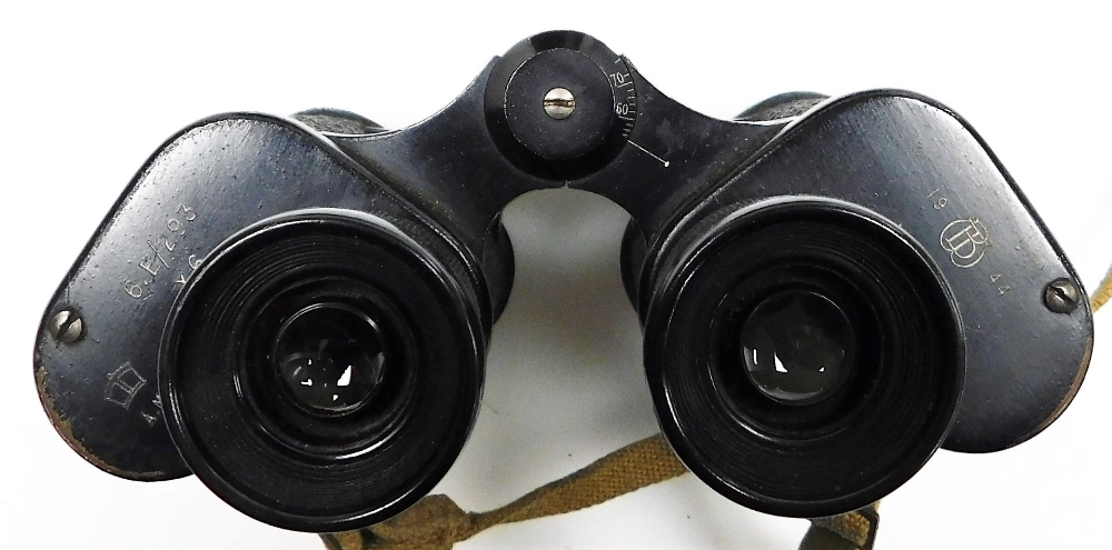 A pair of WWII military field binoculars, 6.E/293x6, dated 1944, no.13871, with a matched case. - Image 2 of 2