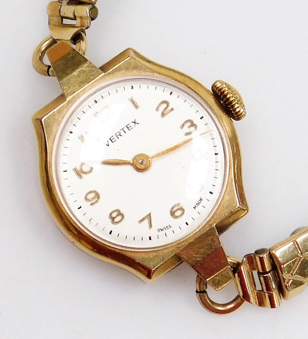 A Vertex lady's 9ct gold cased wristwatch, circular white dial bearing Arabic numerals, in an oblong - Image 3 of 3