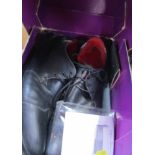 A pair of Oliver Sweeney gentleman's Vitello Nero black leather shoes, size 8½, with pair of spare h