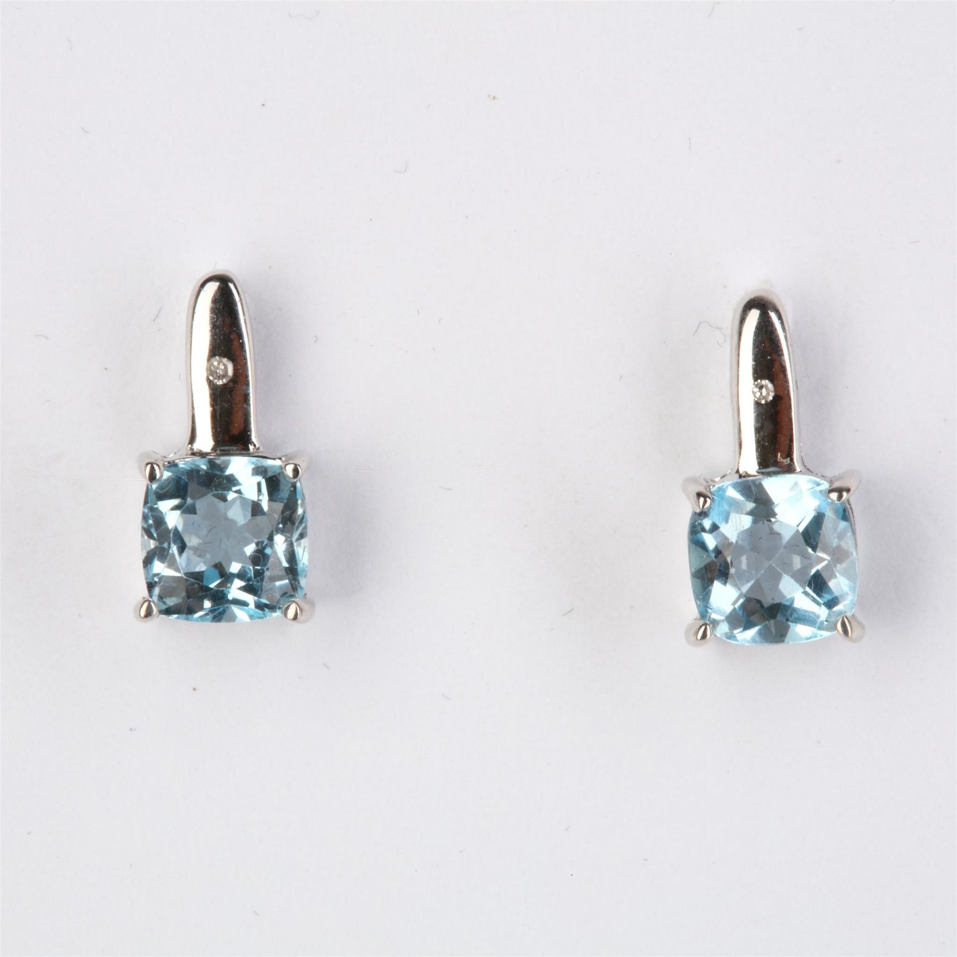 + VAT Brand New Pair Blue Topaz Square Shape Earrings