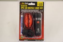 + VAT Brand New 2 Piece LED Bicycle Light Set With White Lamp With Flashing Mode And Red Light