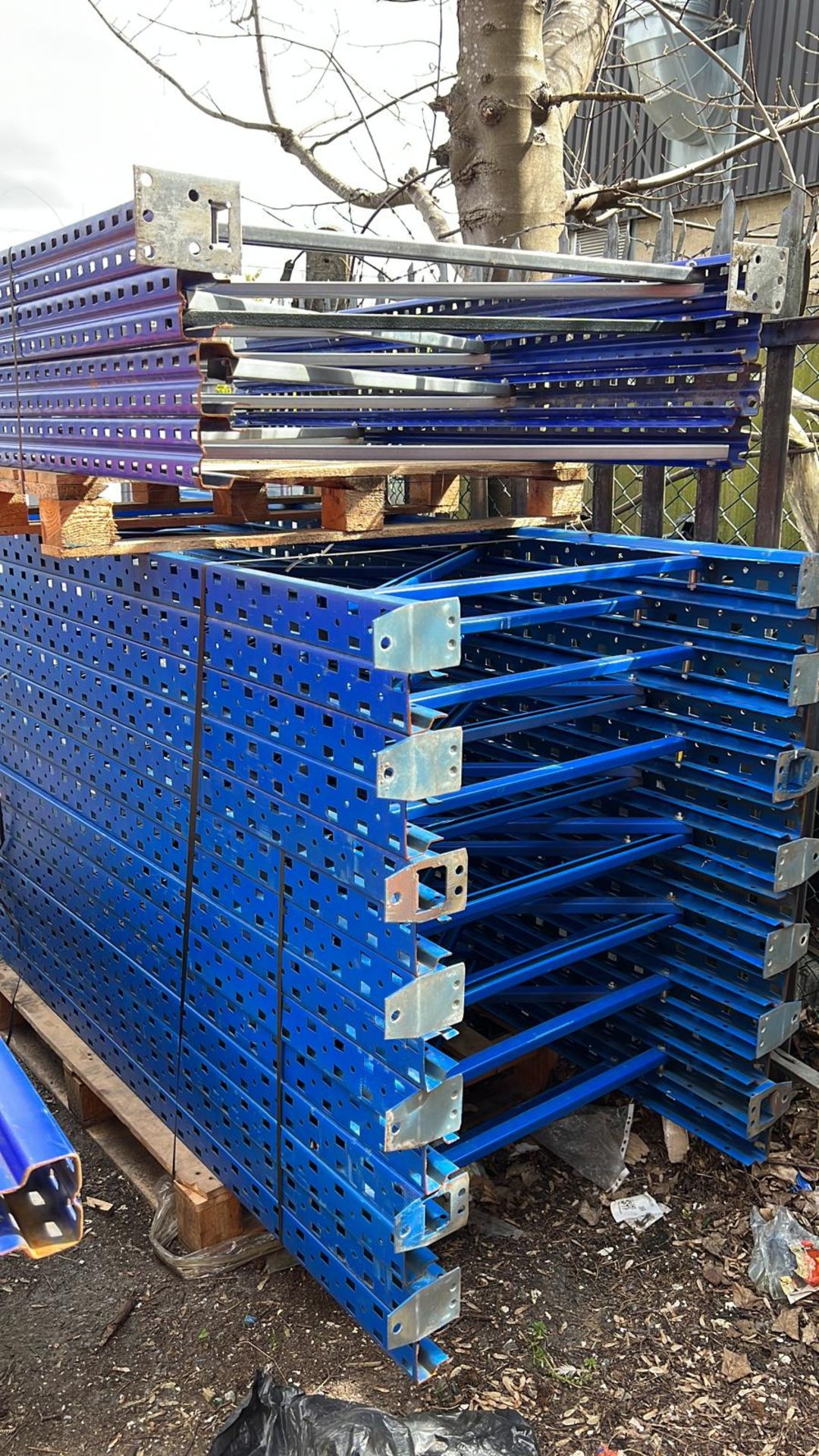 + VAT Very Large Quantity Of Industrail Pallet Racking By Various Makes Including Dexion - In - Image 2 of 5