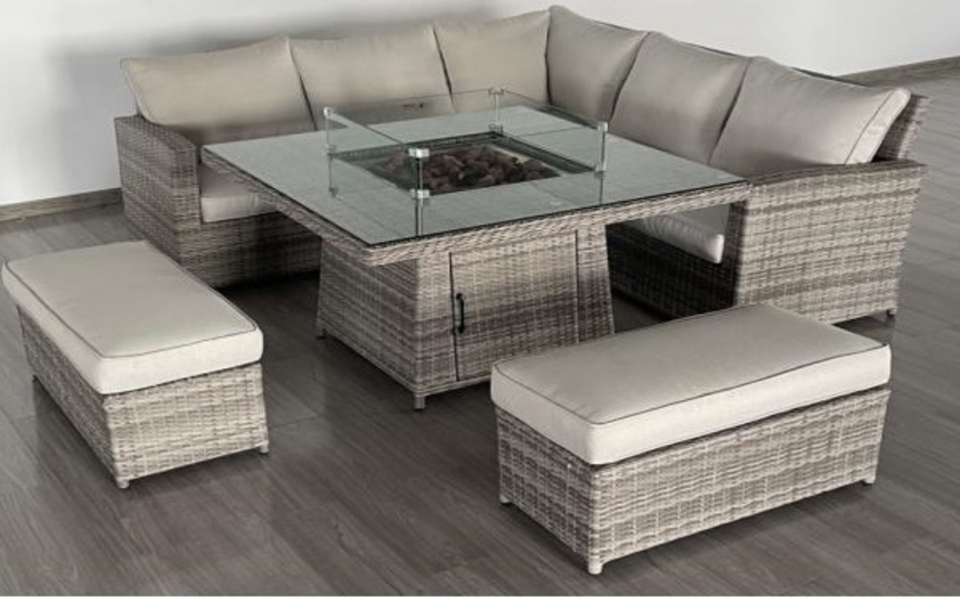 + VAT Brand New SRP £3299.99 Luxury 8 Seater Light Grey Rattan Corner Dining Set With Gas Fire