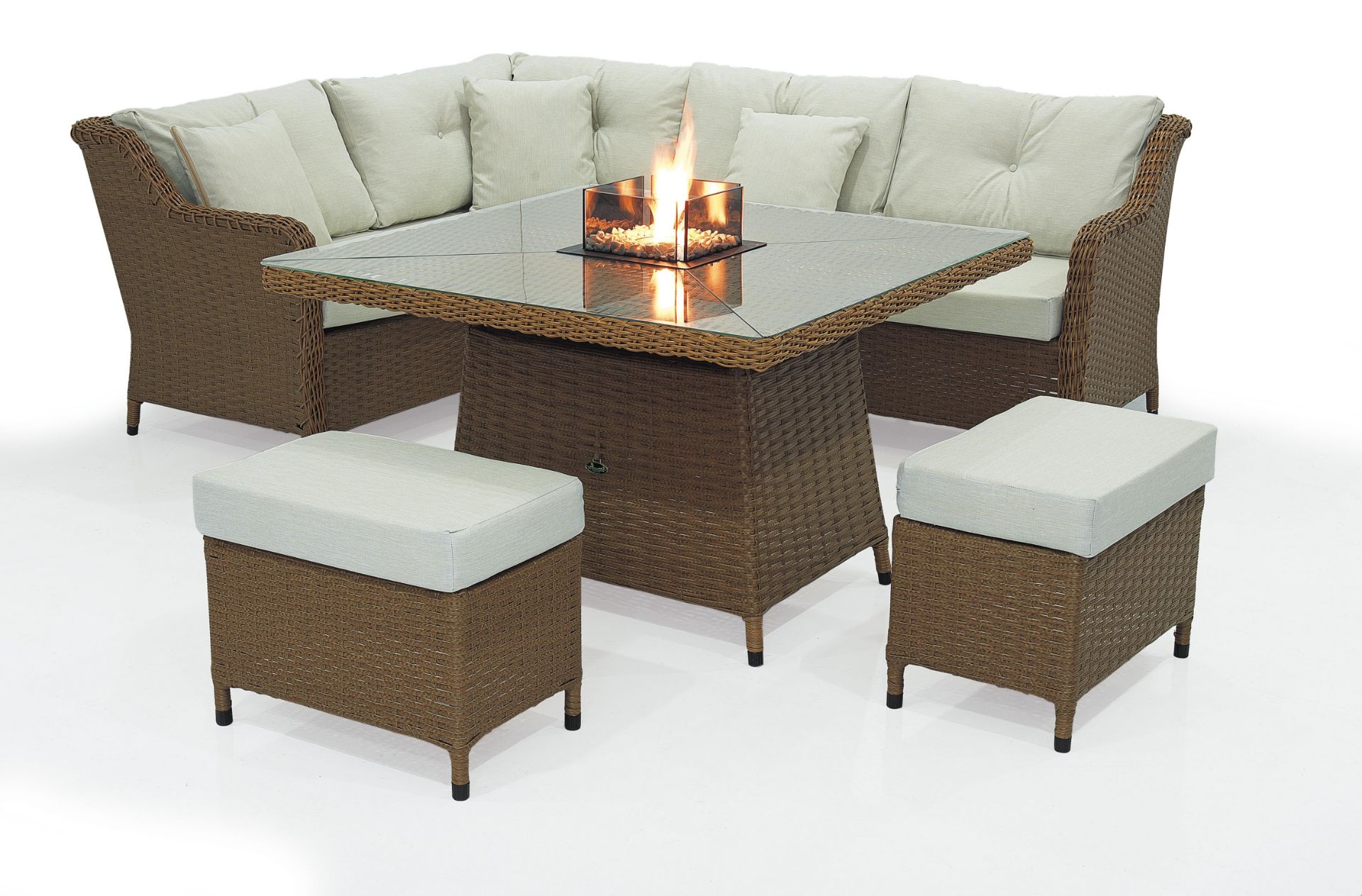 + VAT Brand New SRP £2299.99 The Chelsea Garden Co "Valencia" Range Light Brown/Tan Rattan Corner