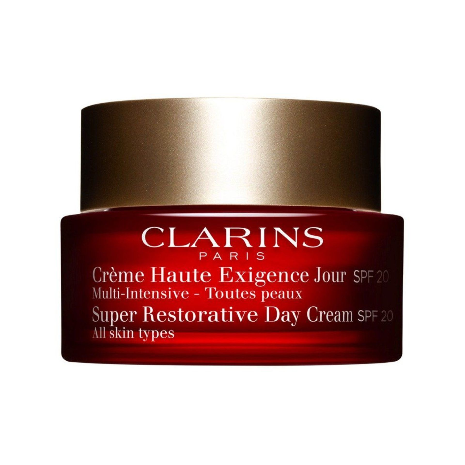 + VAT Brand New Clarins Super Restorative Day cream SPF20 50ml