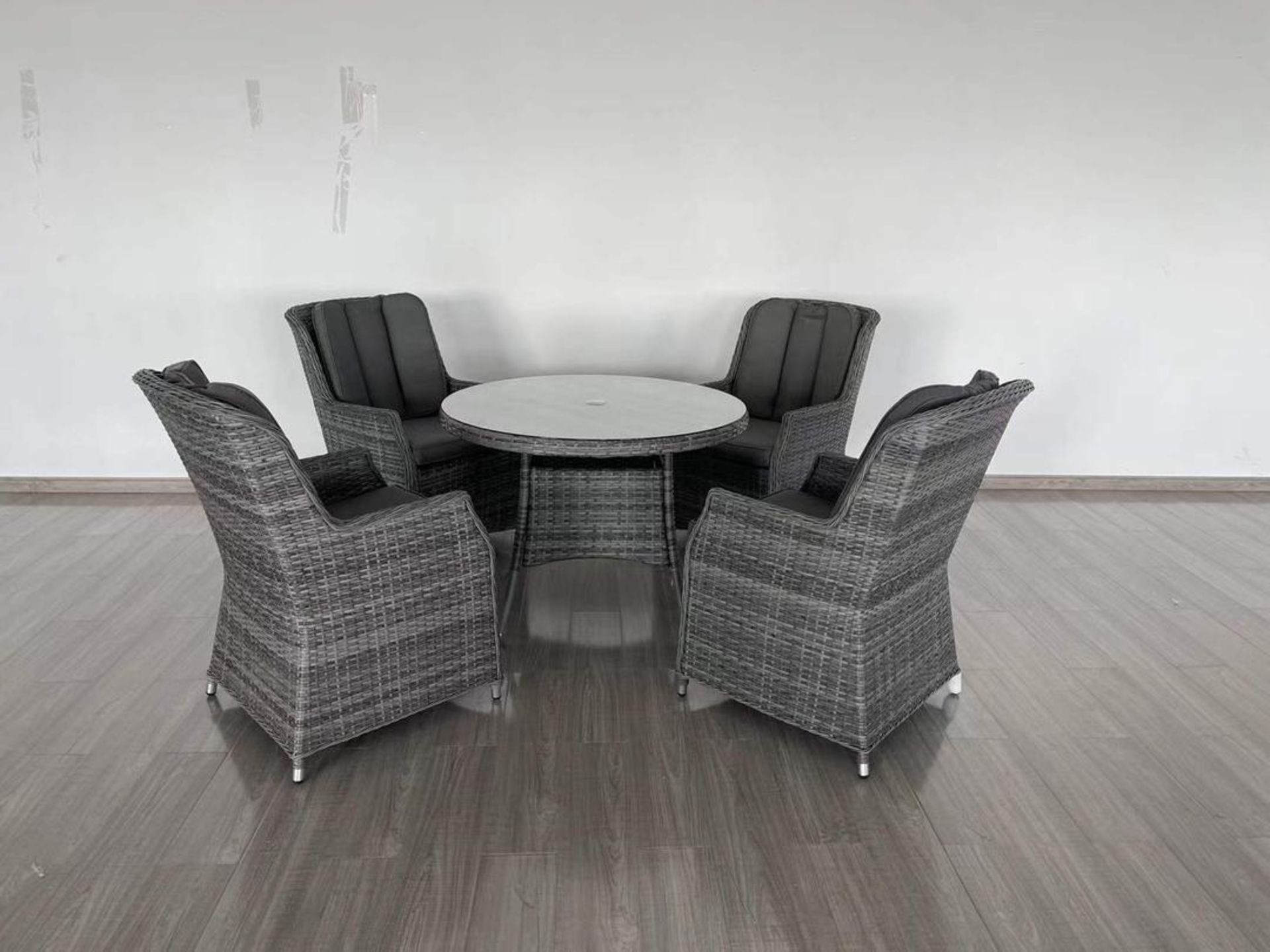 + VAT Brand New SRP £1599.99 Stunning Deep Grey 4 Person Outdoor/Indoor Rattan Dining Set - Strong