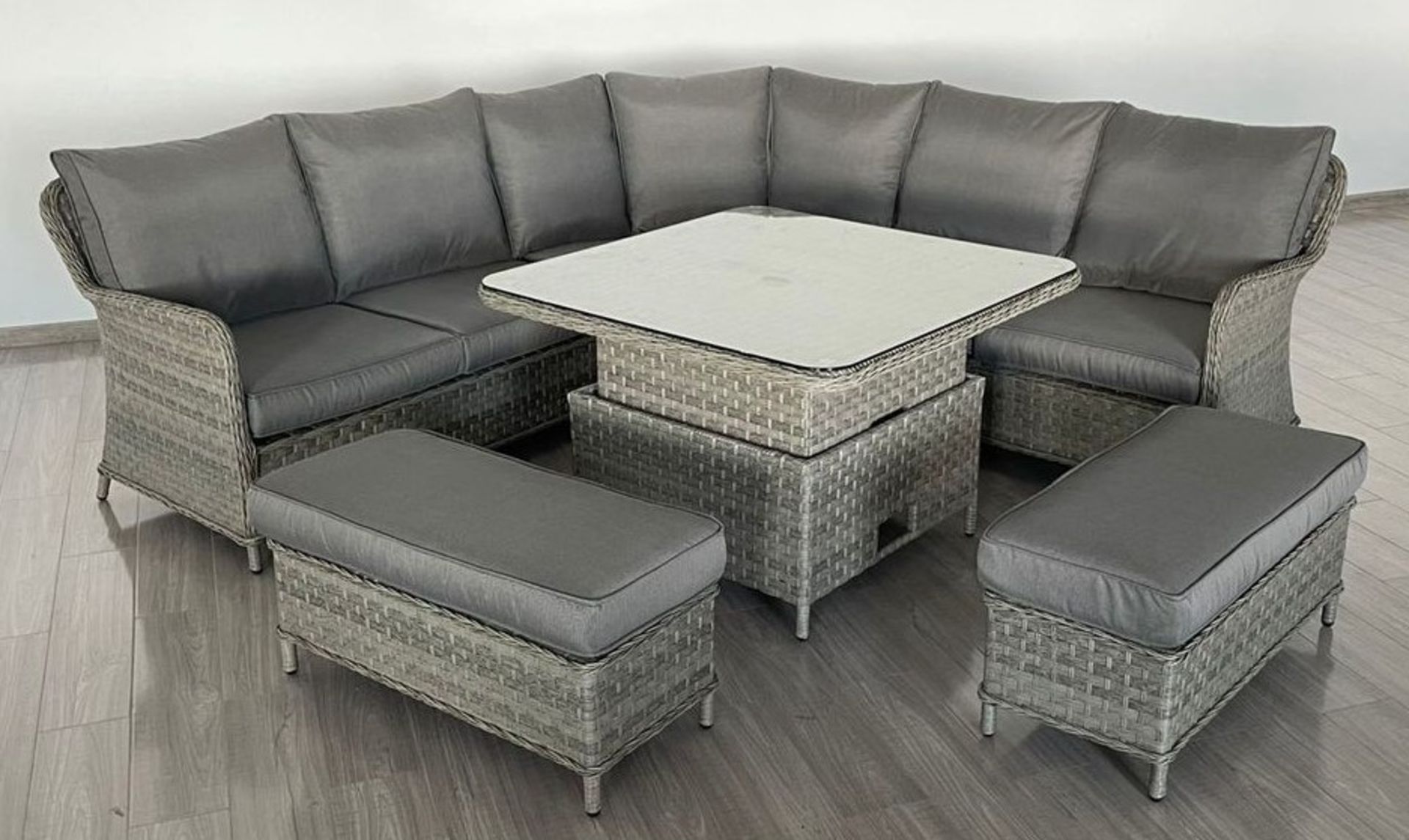 + VAT Brand New SRP £2299.99 Fantastic Contemporary Adjustable Rising Grey Rattan Corner Dining Set