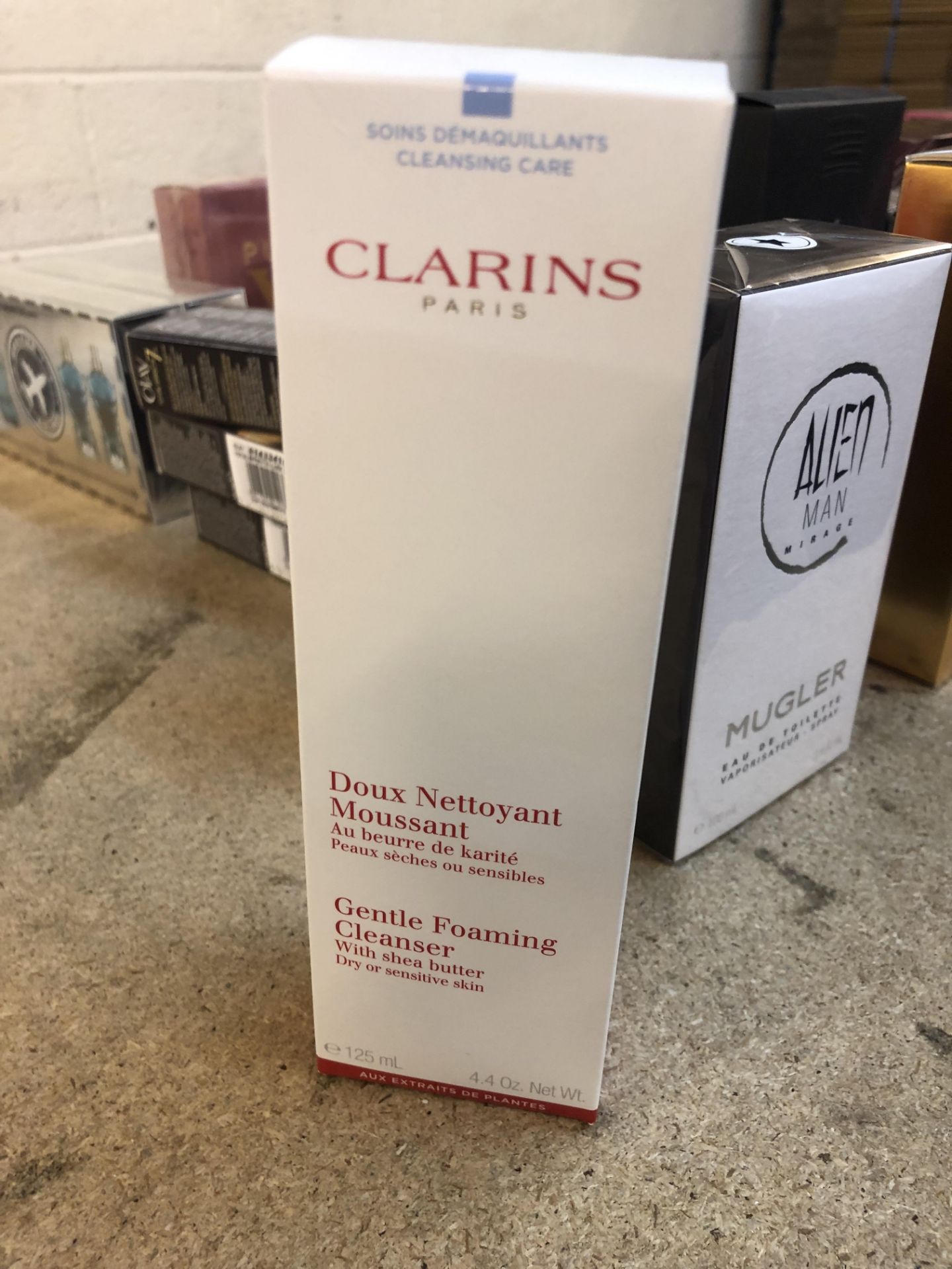 + VAT Brand New Clarins Gentle Foam Cleanser Dry/Sensá125ml