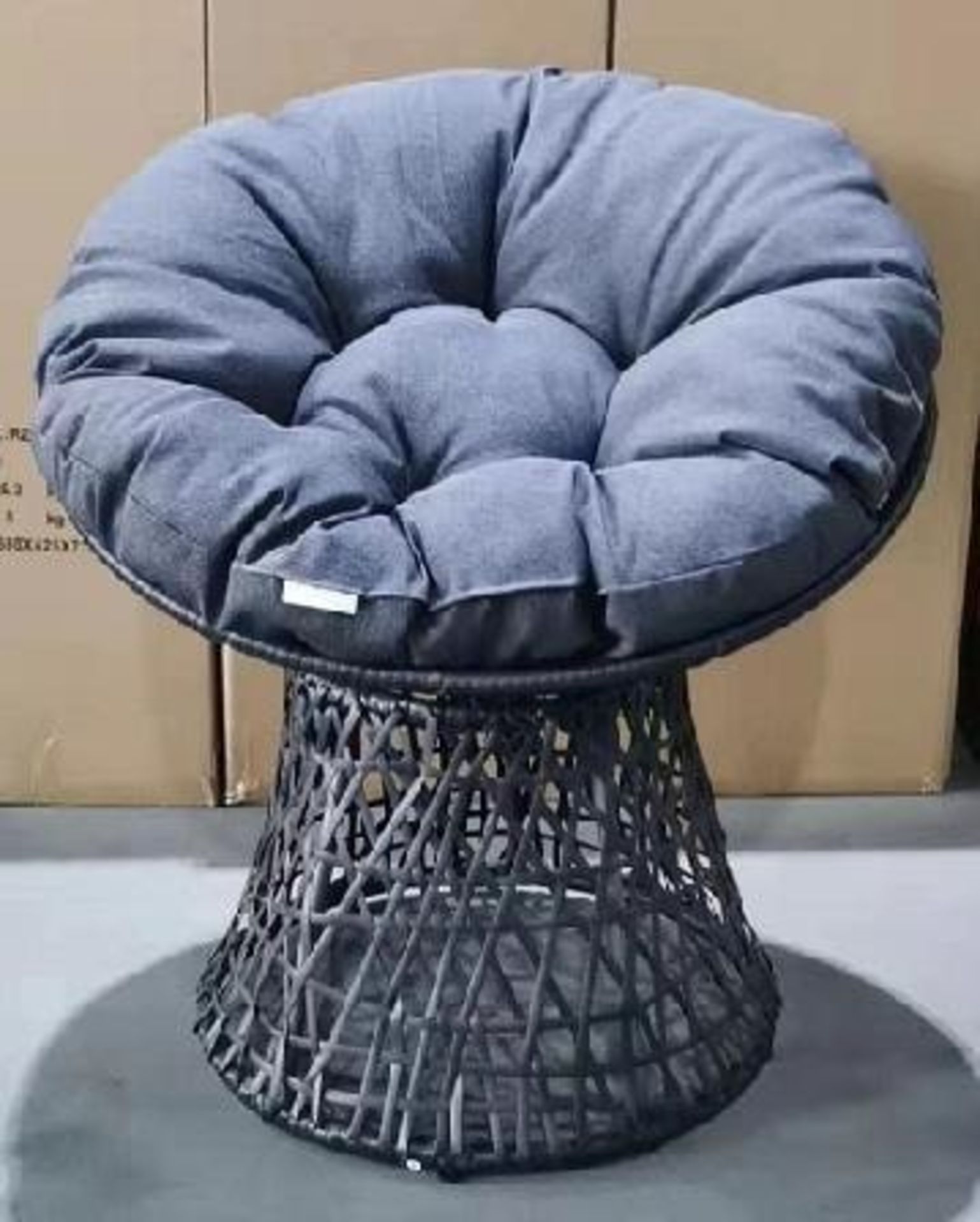 + VAT Brand New Chelsea Garden Company Rattan Weave Style Half Egg Chair - Thick Luxury Cushions &