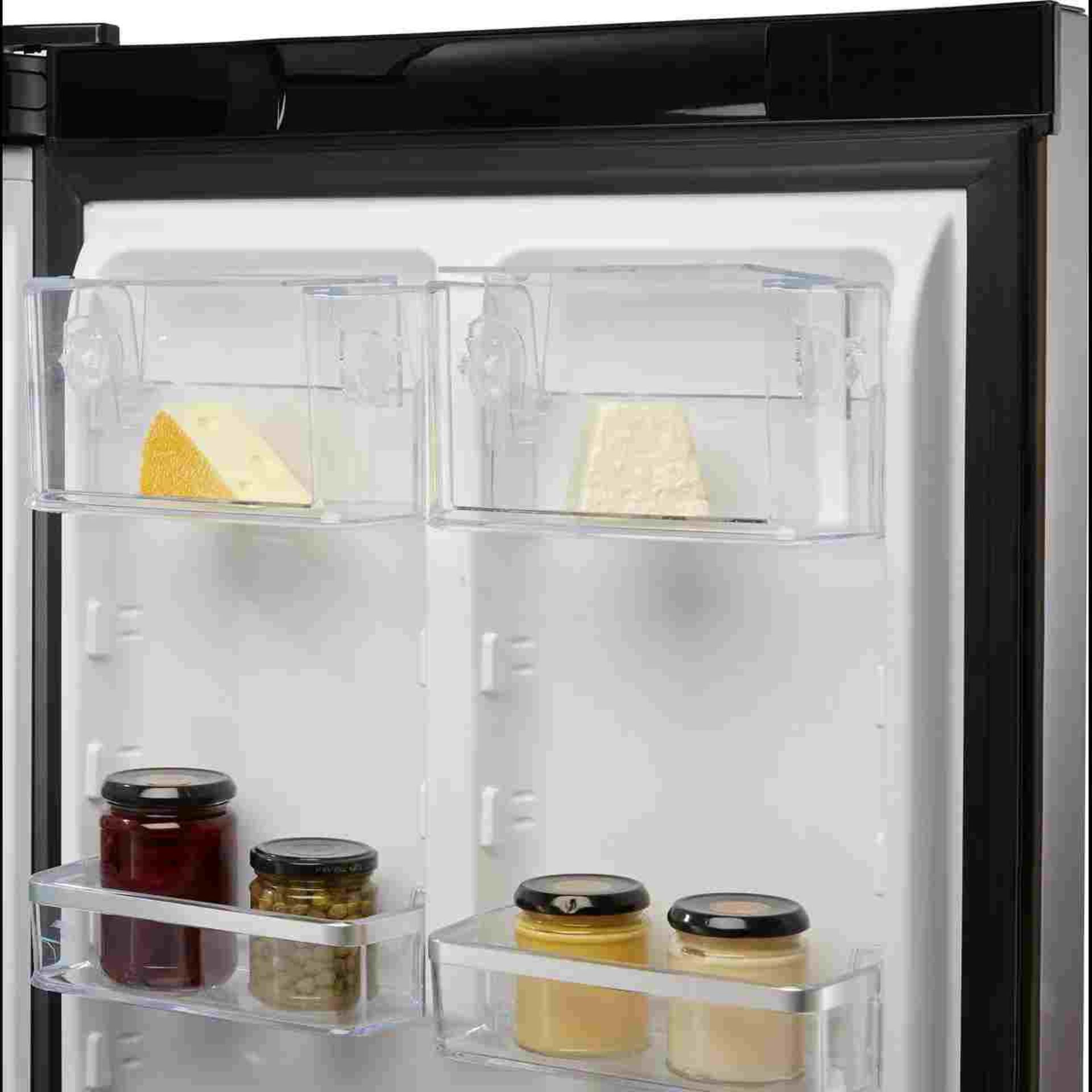 + VAT Grade B ISP £649 - Hotpoint H9T921TKSH2 60/40 Total No Frost Fridge Freezer - Fridge Capacity - Image 3 of 3